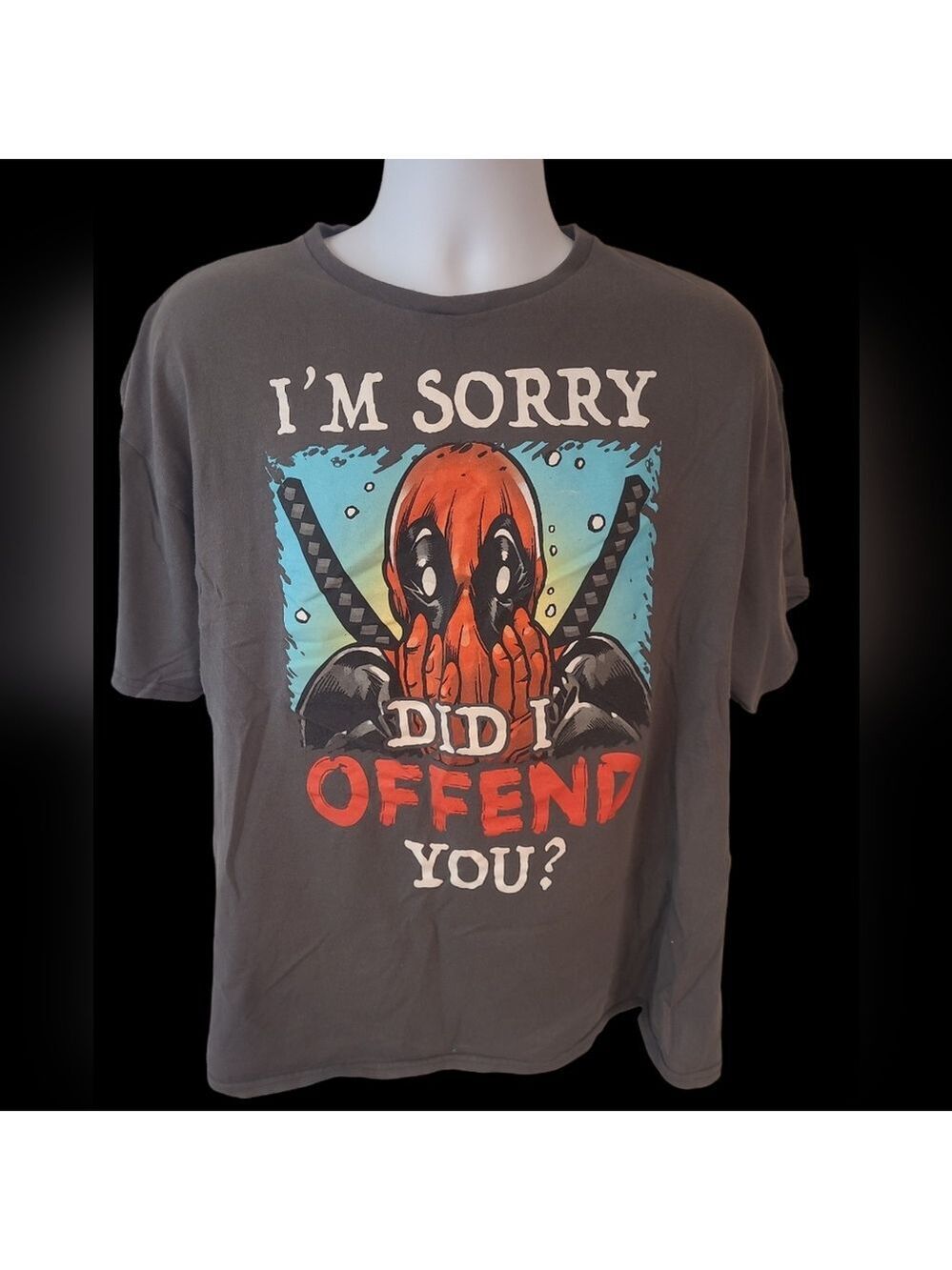 Marvel Deadpool Graphic Tee - Gray and Red Size 2XL